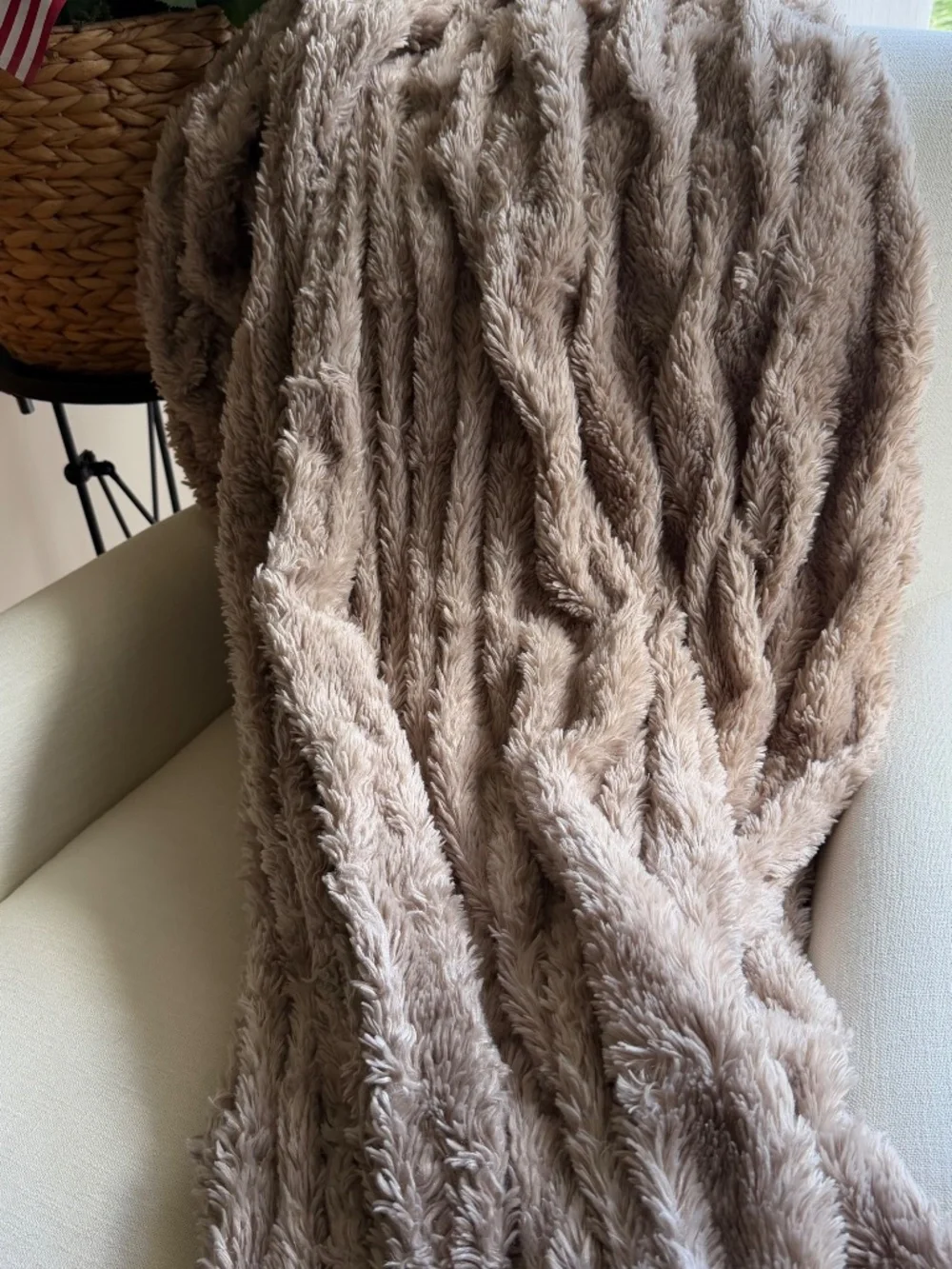Faux Fur Throw